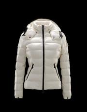 пуховая куртка Moncler белого цвета